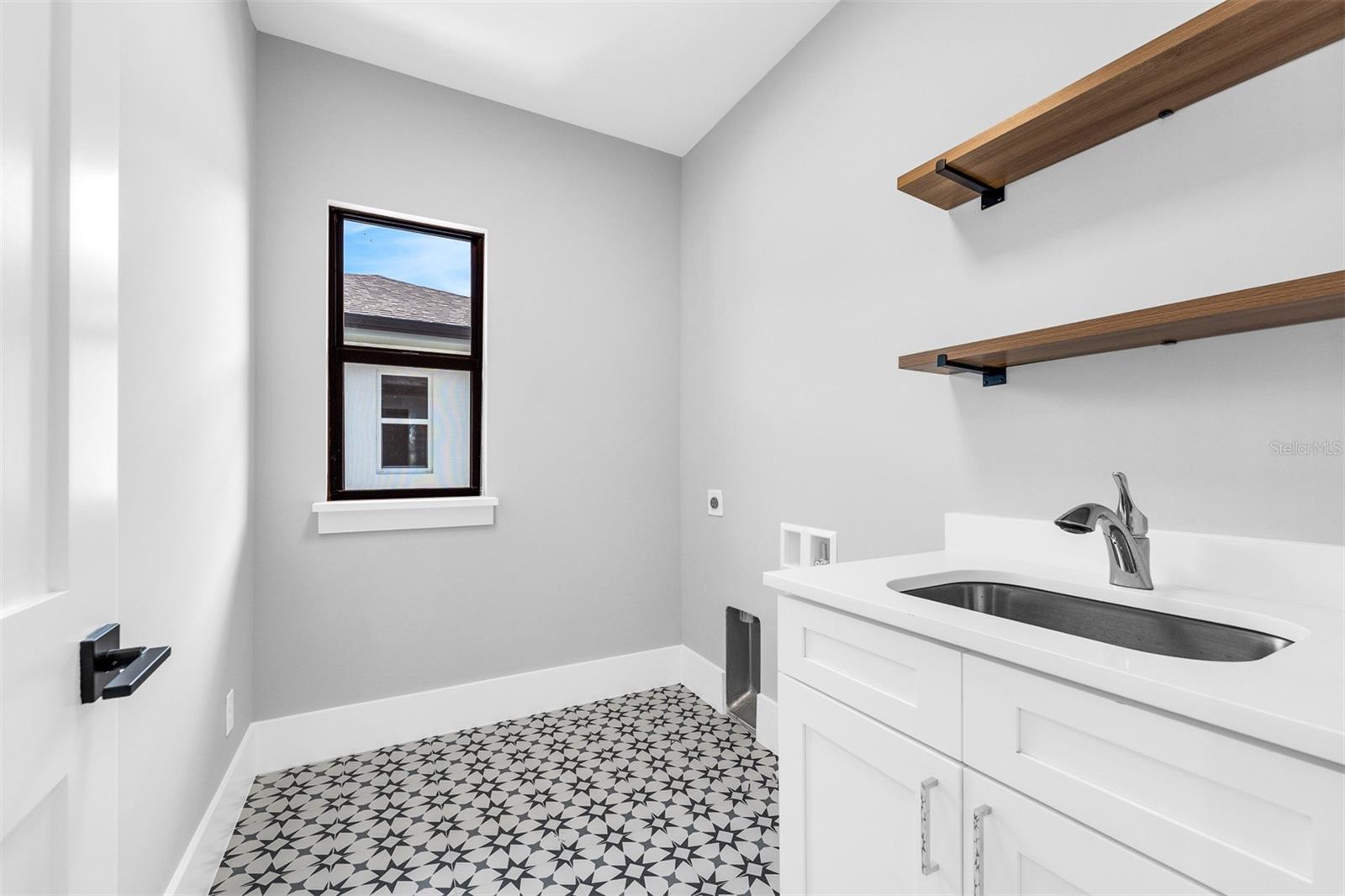 Image 41 of 57 For 1012 Venetian Avenue