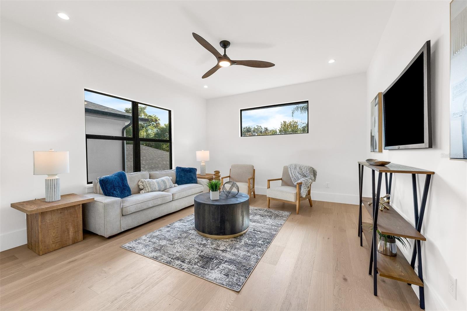 Image 42 of 57 For 1012 Venetian Avenue