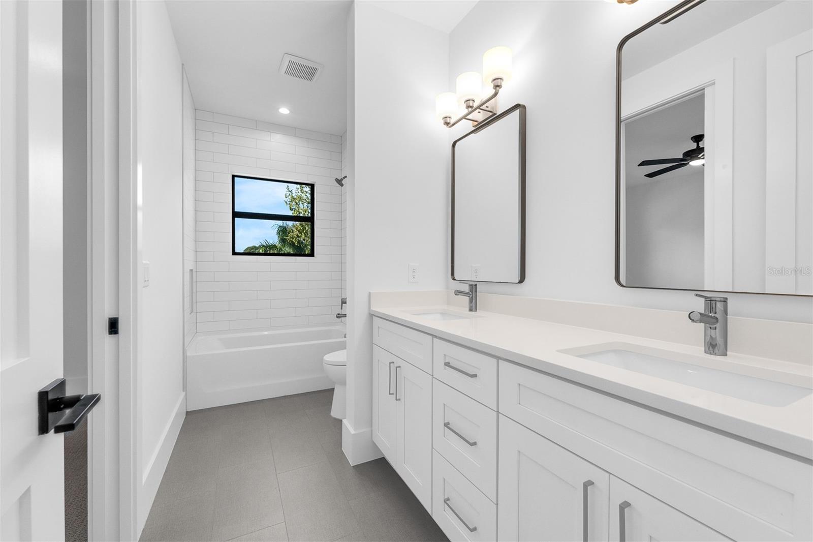 Image 46 of 57 For 1012 Venetian Avenue