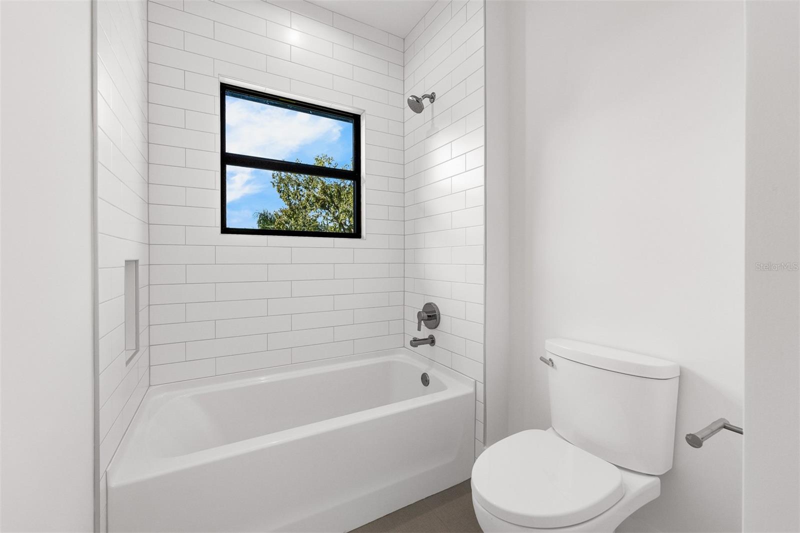 Image 47 of 57 For 1012 Venetian Avenue