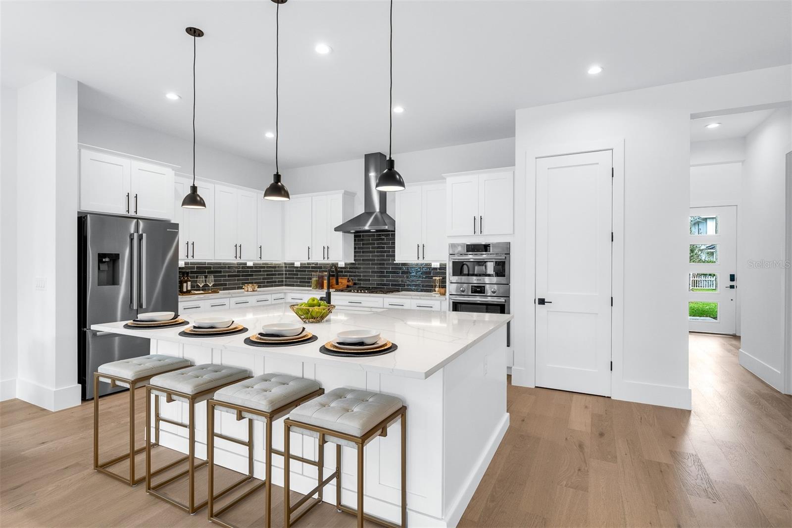 Image 9 of 57 For 1012 Venetian Avenue