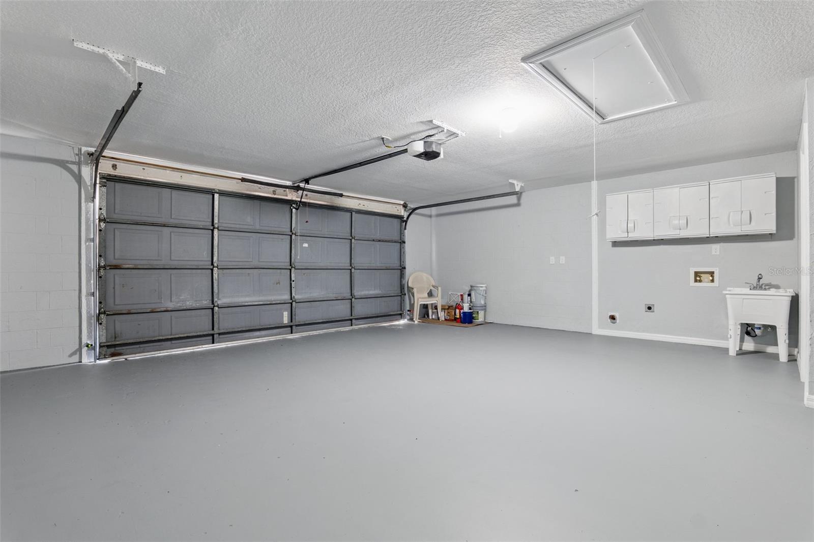 Image 20 of 39 For 1932 Maple Circle 1932