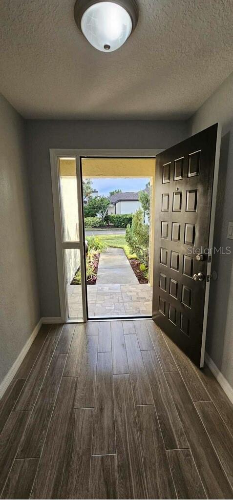 Image 4 of 39 For 1932 Maple Circle 1932