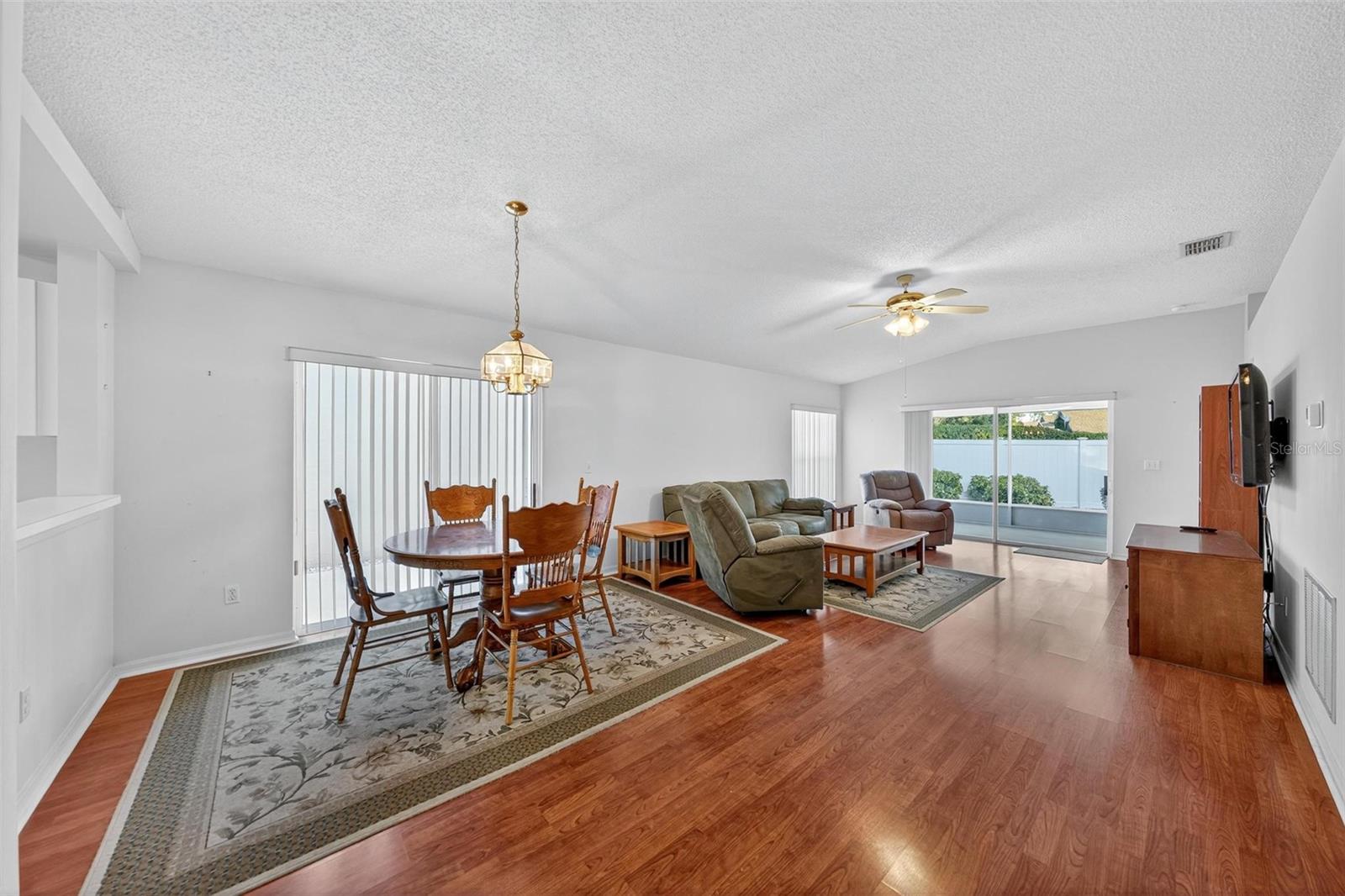 Image 16 of 63 For 4217 Chamberlain Way