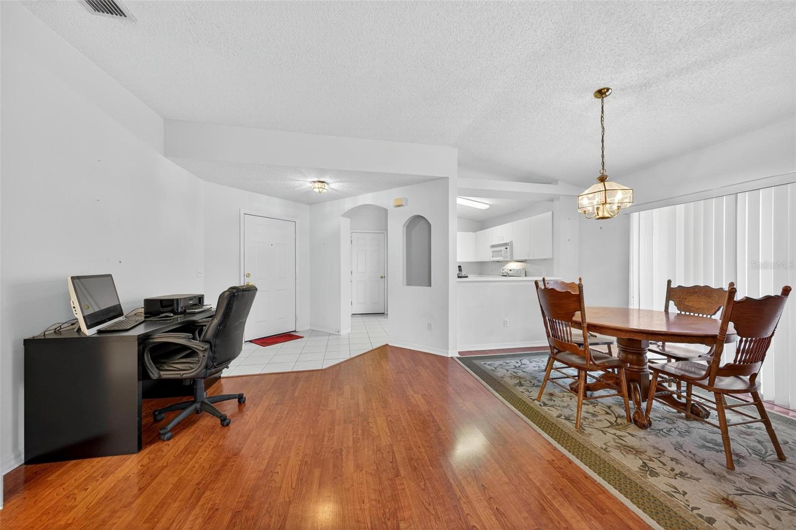 Image 21 of 63 For 4217 Chamberlain Way