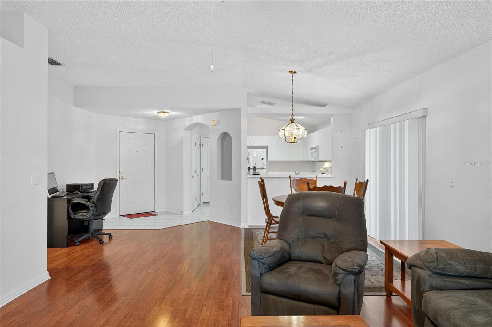 Image 22 of 63 For 4217 Chamberlain Way