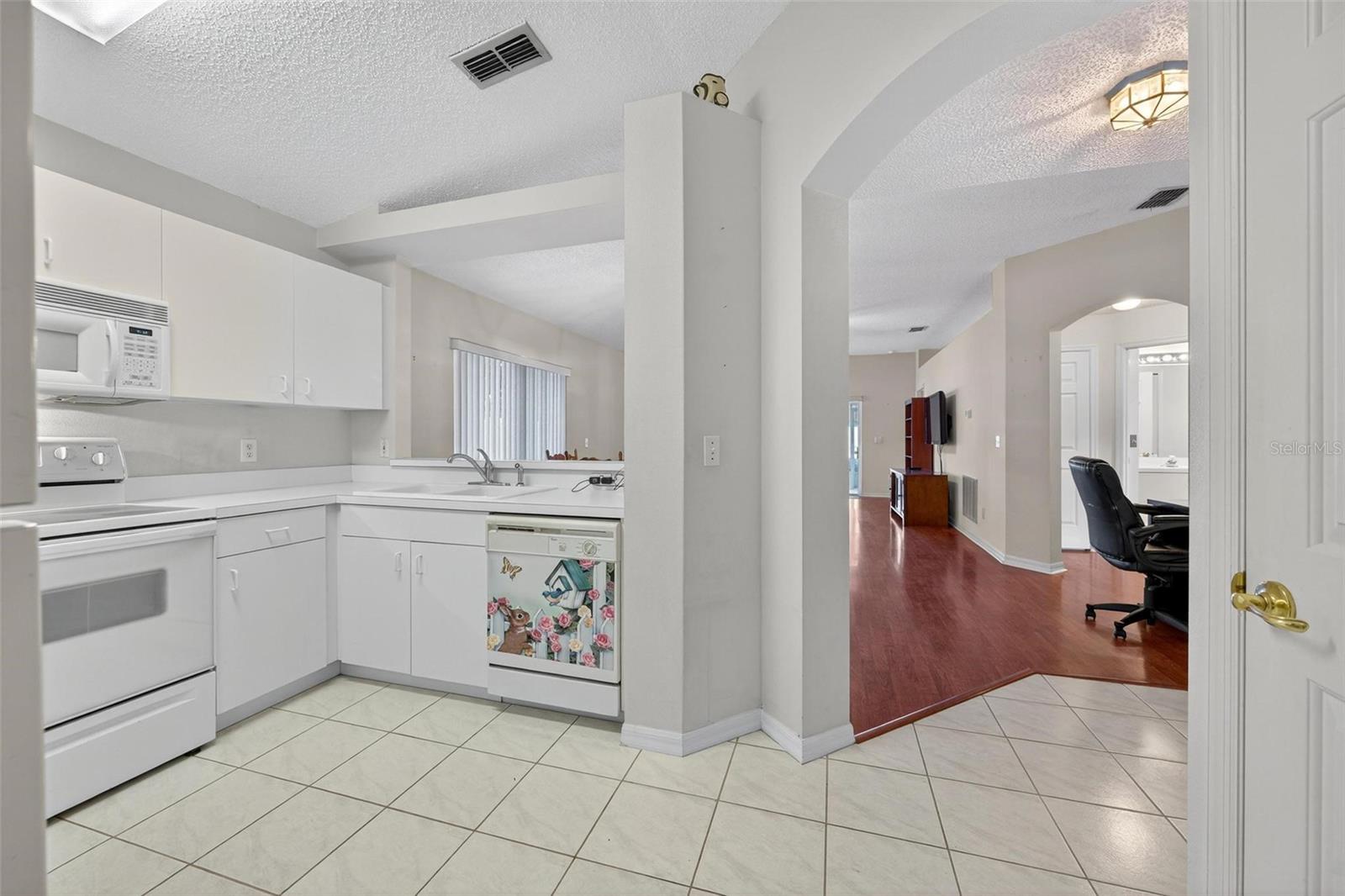 Image 41 of 63 For 4217 Chamberlain Way