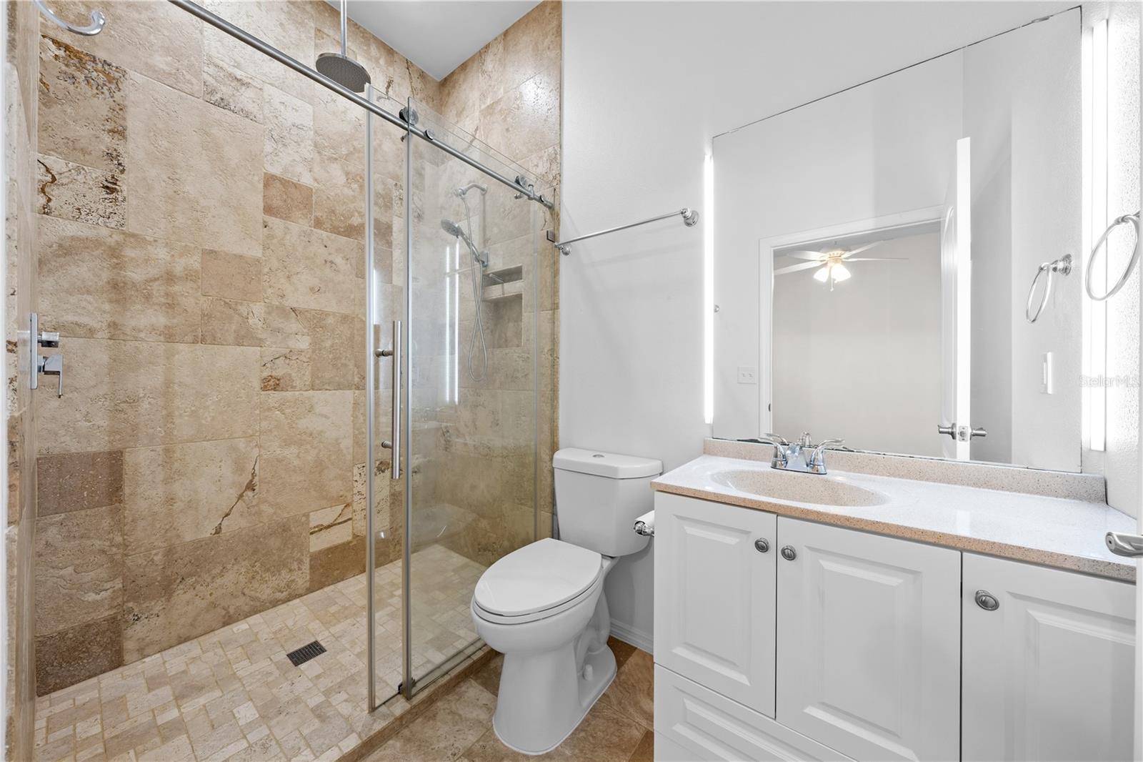 Image 29 of 93 For 4055 Edsel Avenue