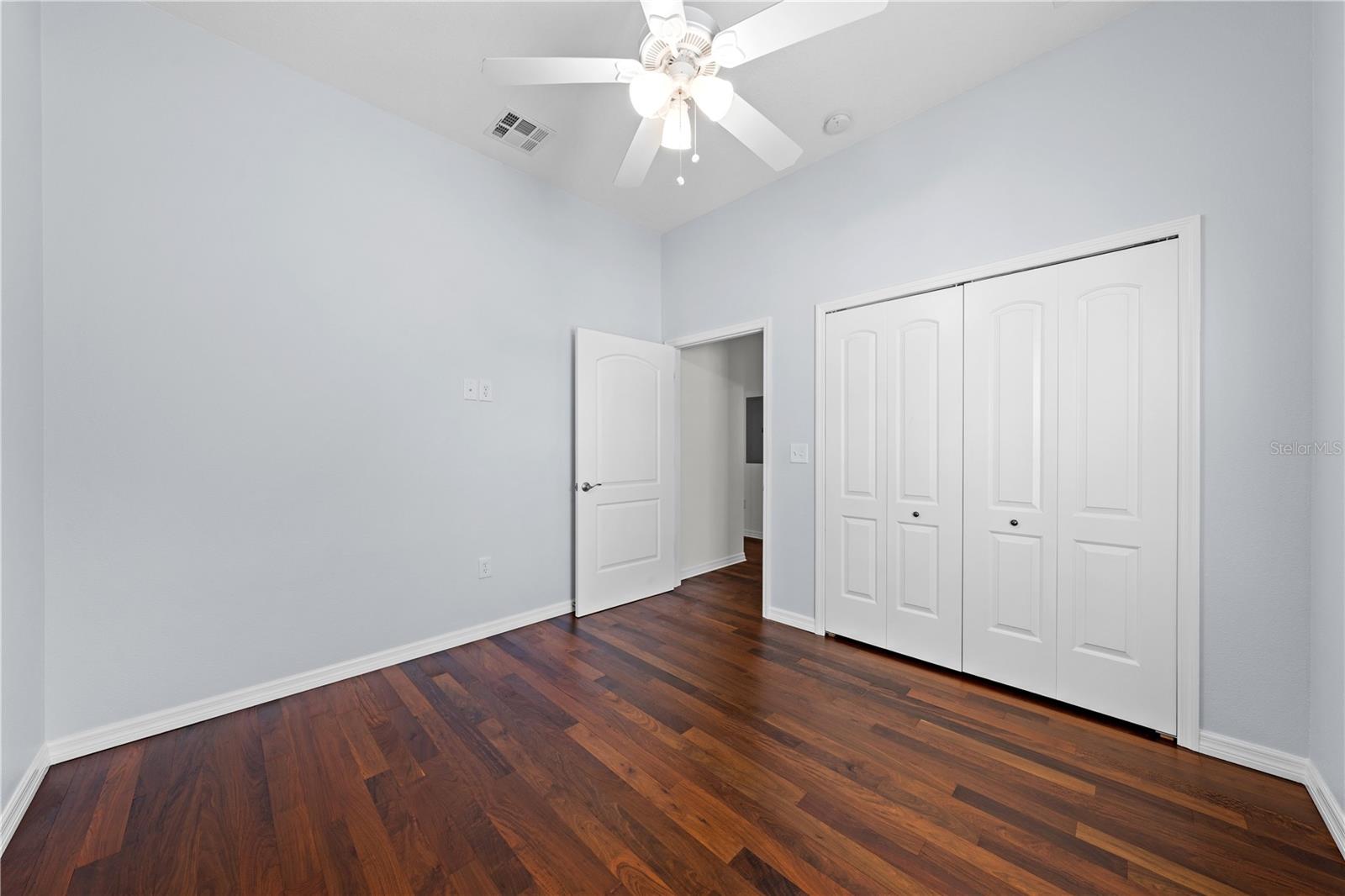 Image 34 of 93 For 4055 Edsel Avenue