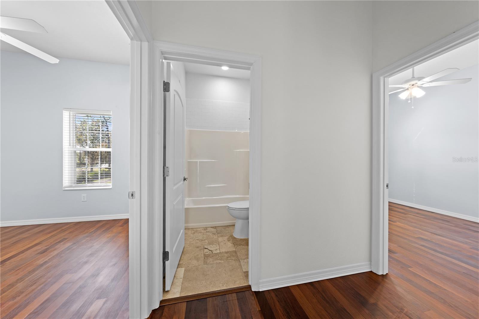 Image 35 of 93 For 4055 Edsel Avenue