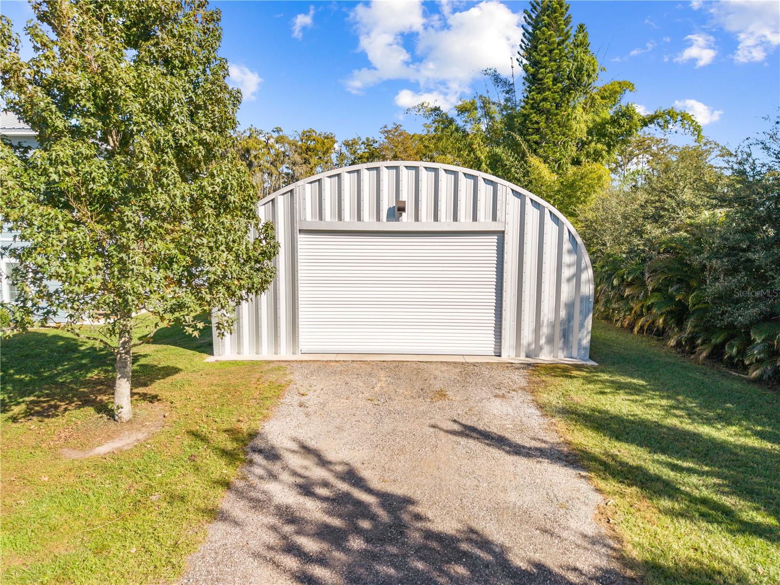 Image 56 of 93 For 4055 Edsel Avenue