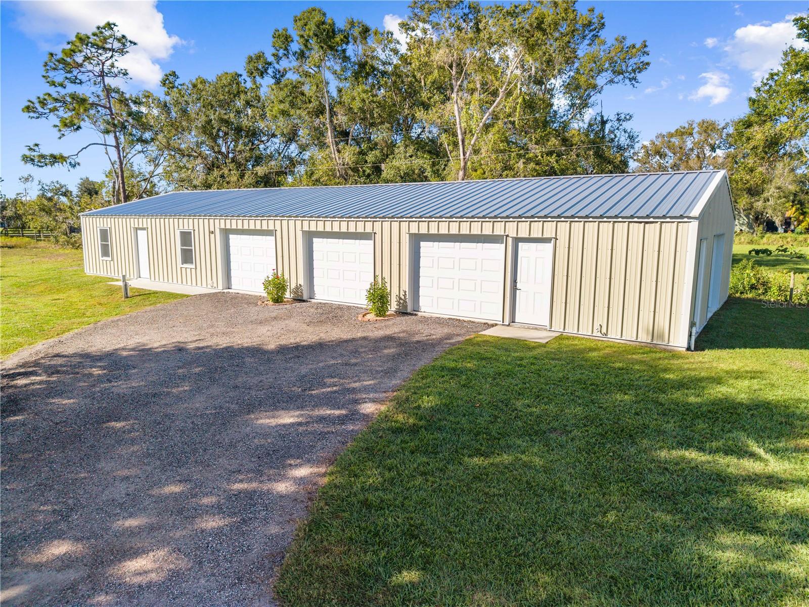 Image 60 of 93 For 4055 Edsel Avenue