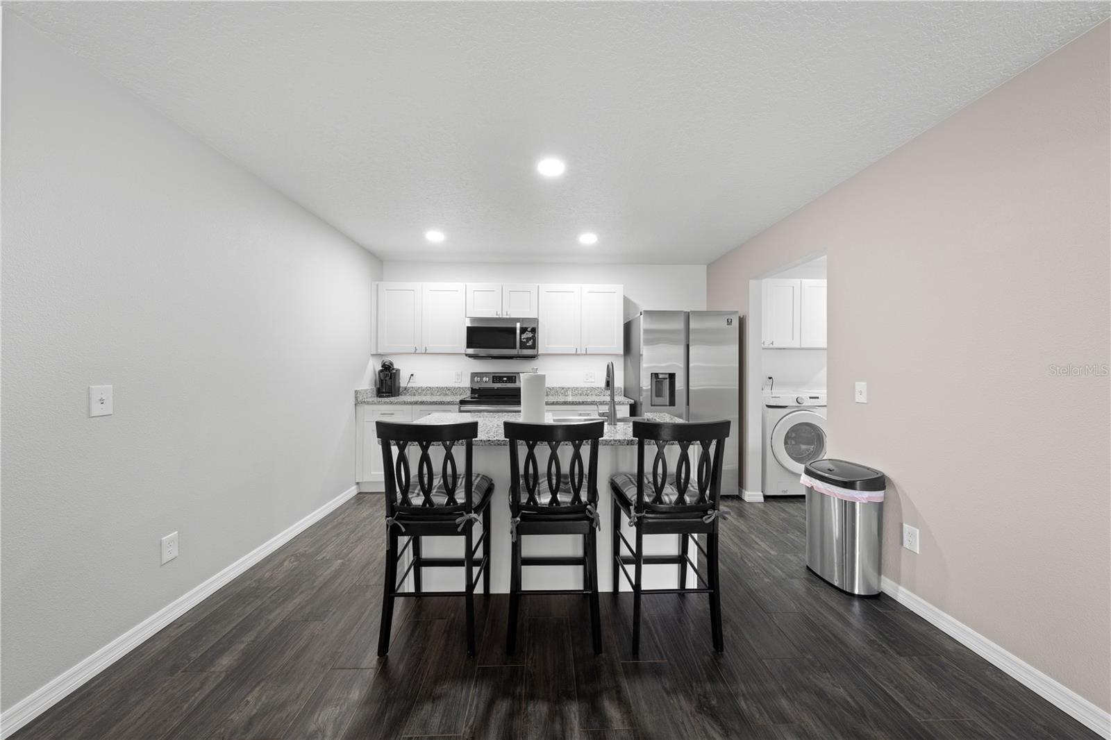 Image 70 of 93 For 4055 Edsel Avenue