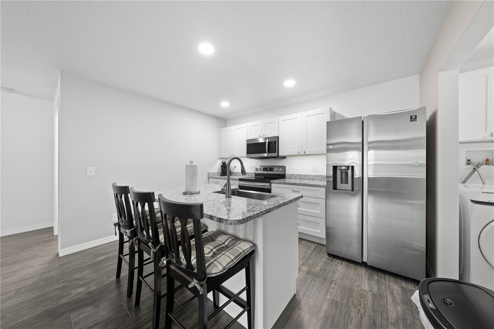 Image 73 of 93 For 4055 Edsel Avenue