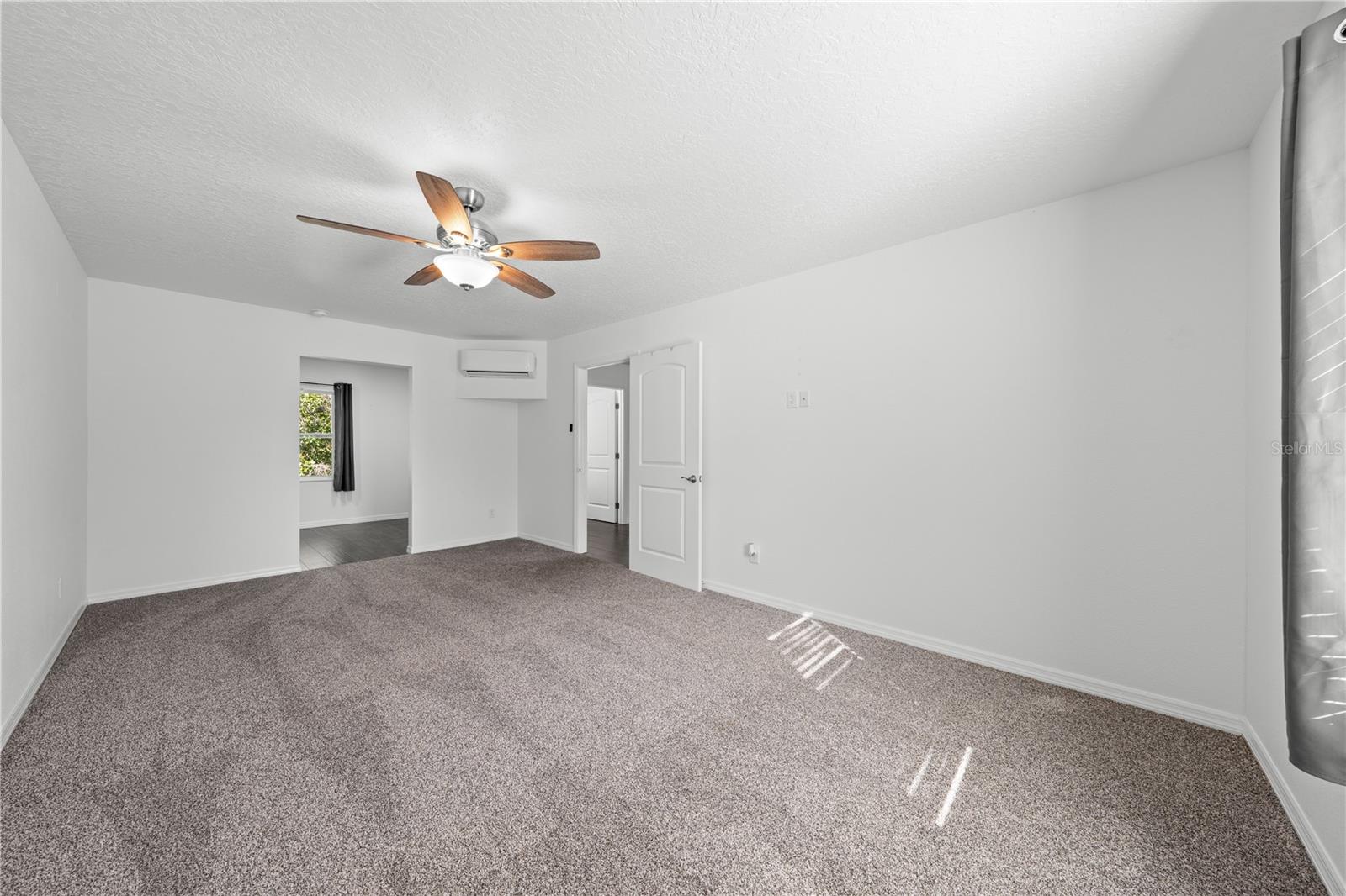 Image 78 of 93 For 4055 Edsel Avenue