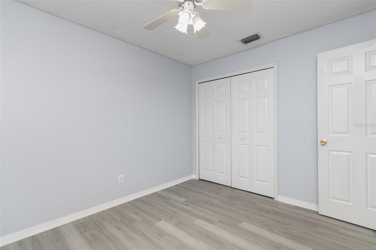 Image 24 of 32 For 271 Daniels Pointe Drive