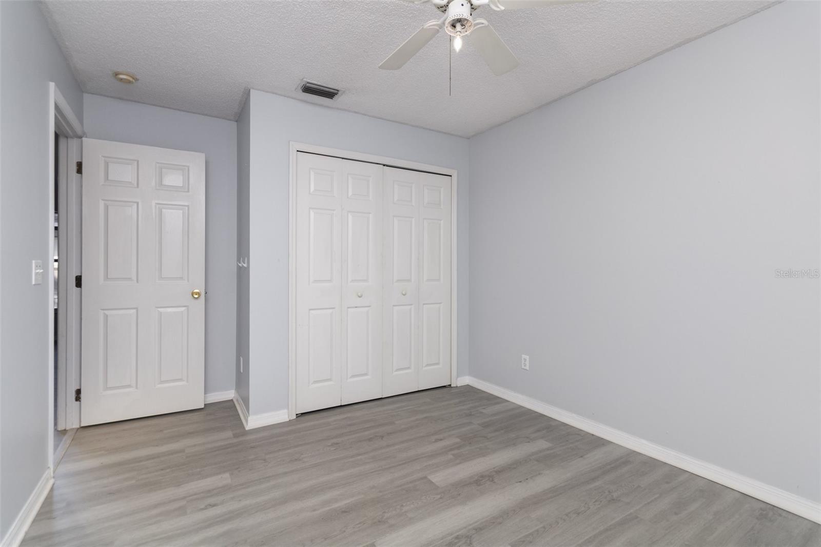 Image 27 of 32 For 271 Daniels Pointe Drive