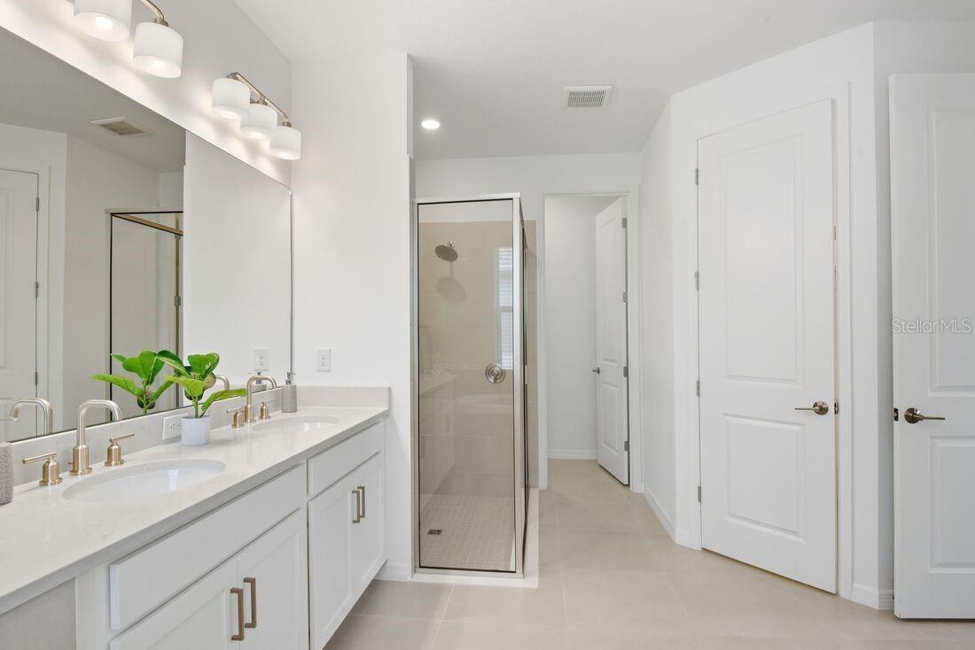 Image 21 of 38 For 601 Moon Shell Circle