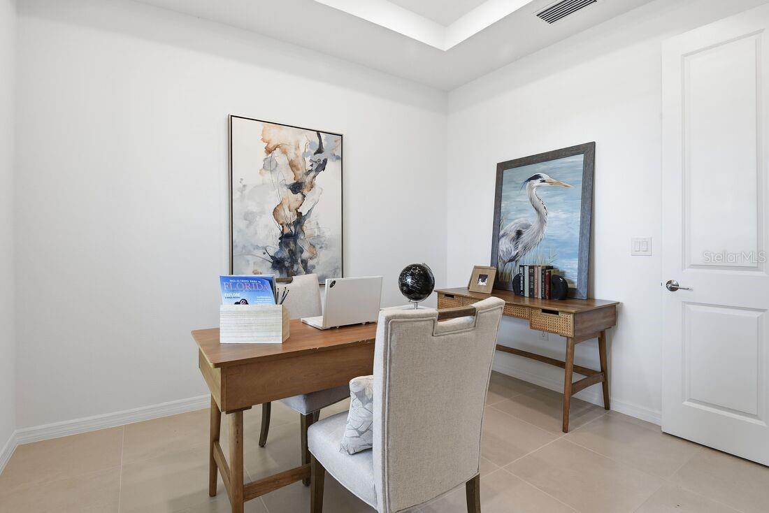 Image 28 of 38 For 601 Moon Shell Circle