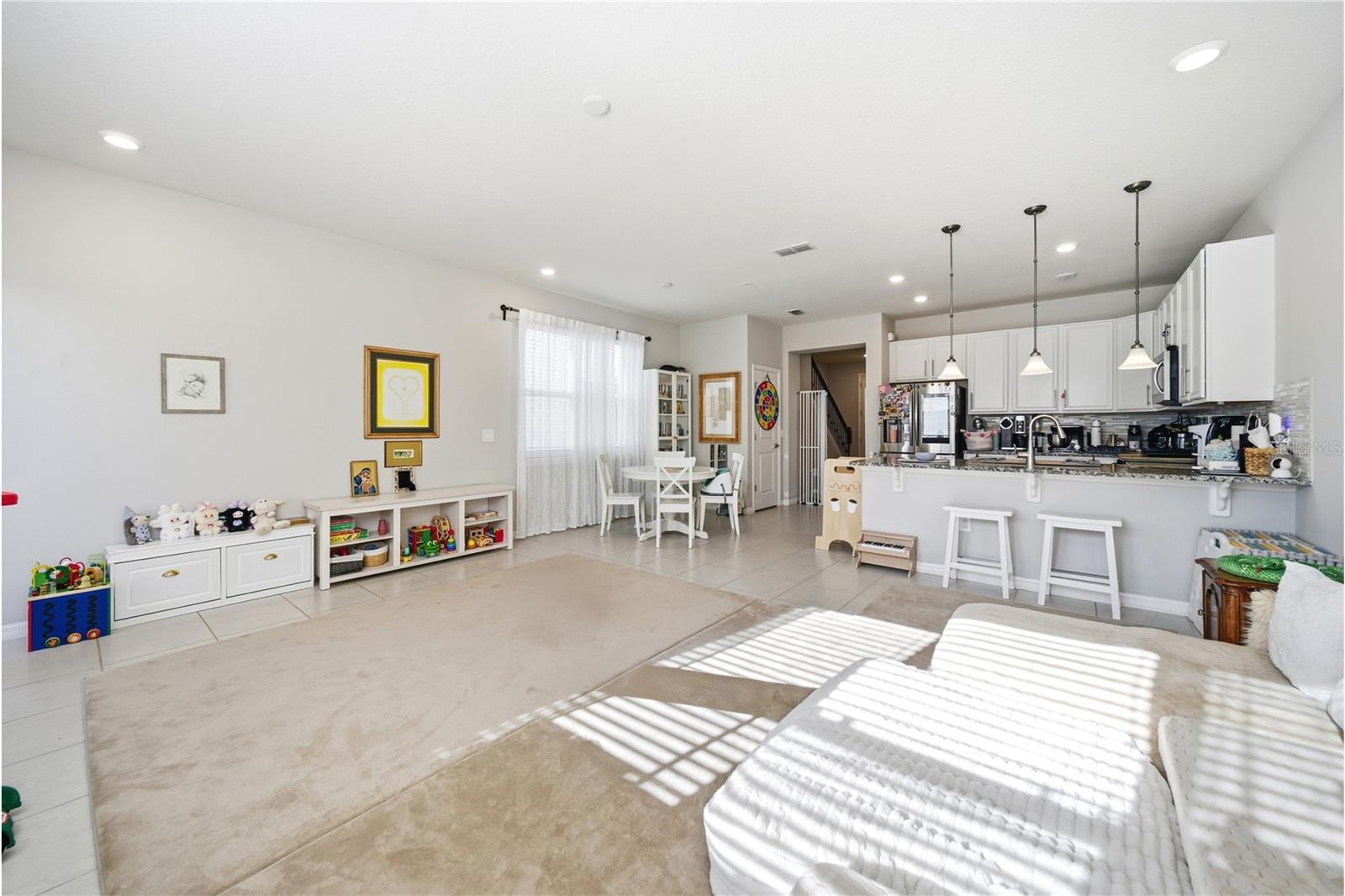 Image 14 of 29 For 5026 Caspian Street