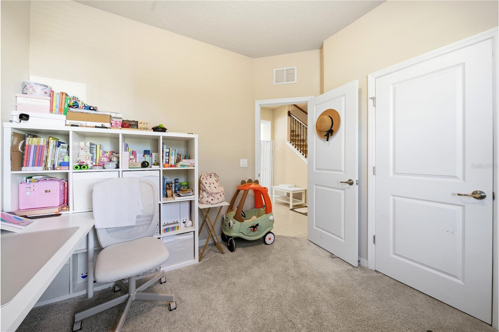 Image 21 of 29 For 5026 Caspian Street