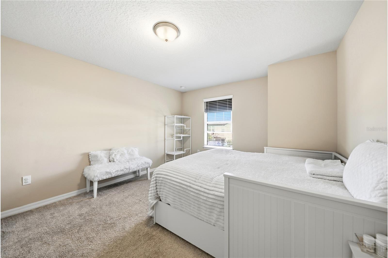 Image 23 of 29 For 5026 Caspian Street