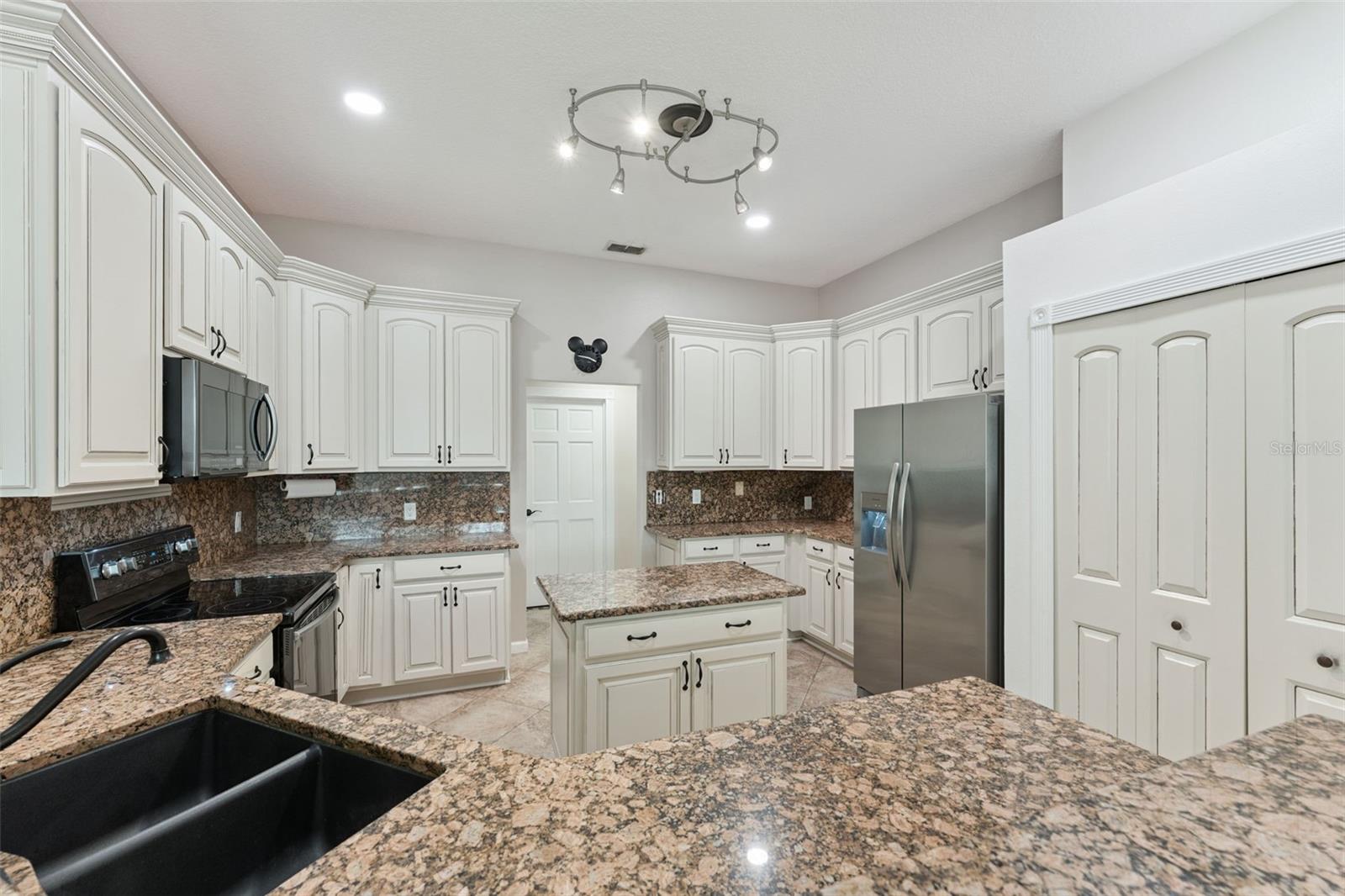 Image 8 of 34 For 3340 Hyder Avenue