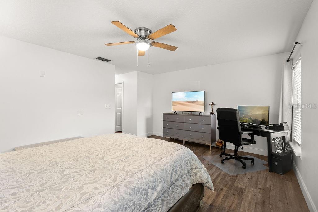 Image 19 of 42 For 1552 Whooping Drive