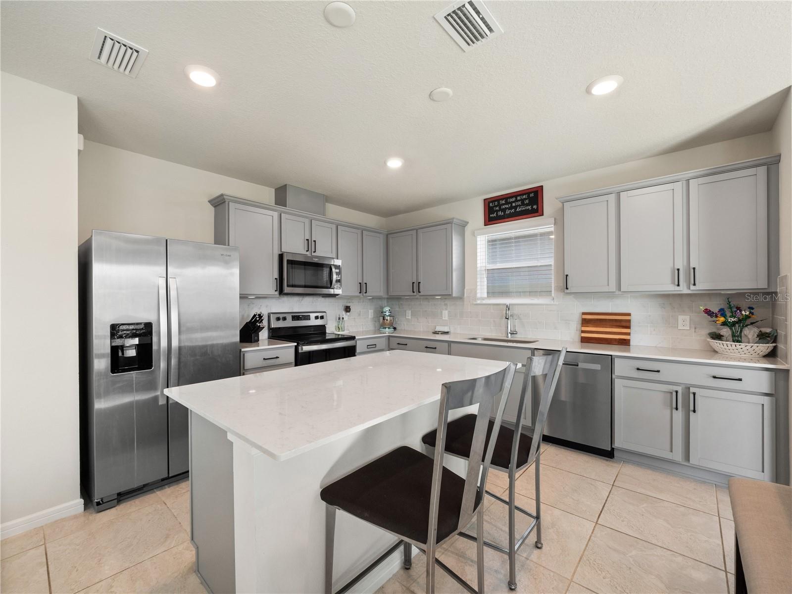 Image 16 of 28 For 2106 Charming Avenue