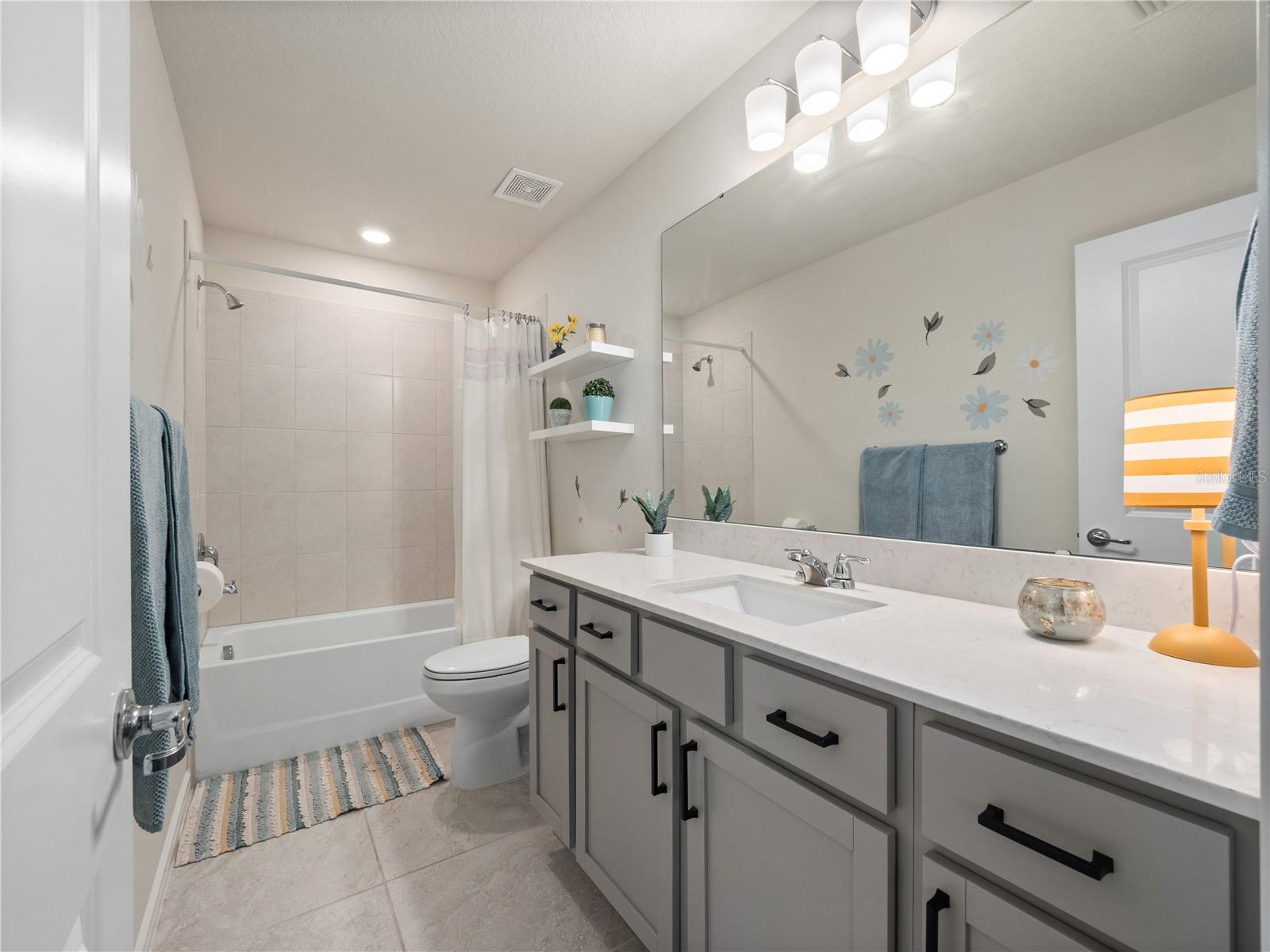 Image 20 of 28 For 2106 Charming Avenue