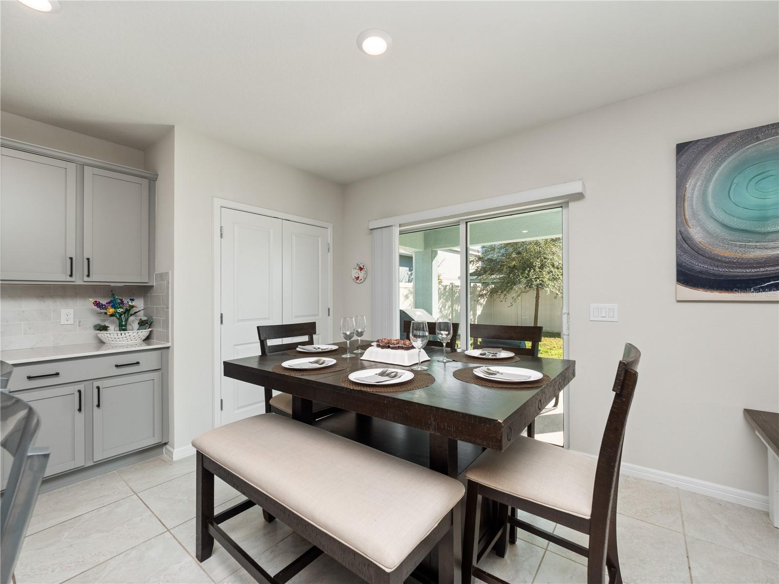 Image 5 of 28 For 2106 Charming Avenue