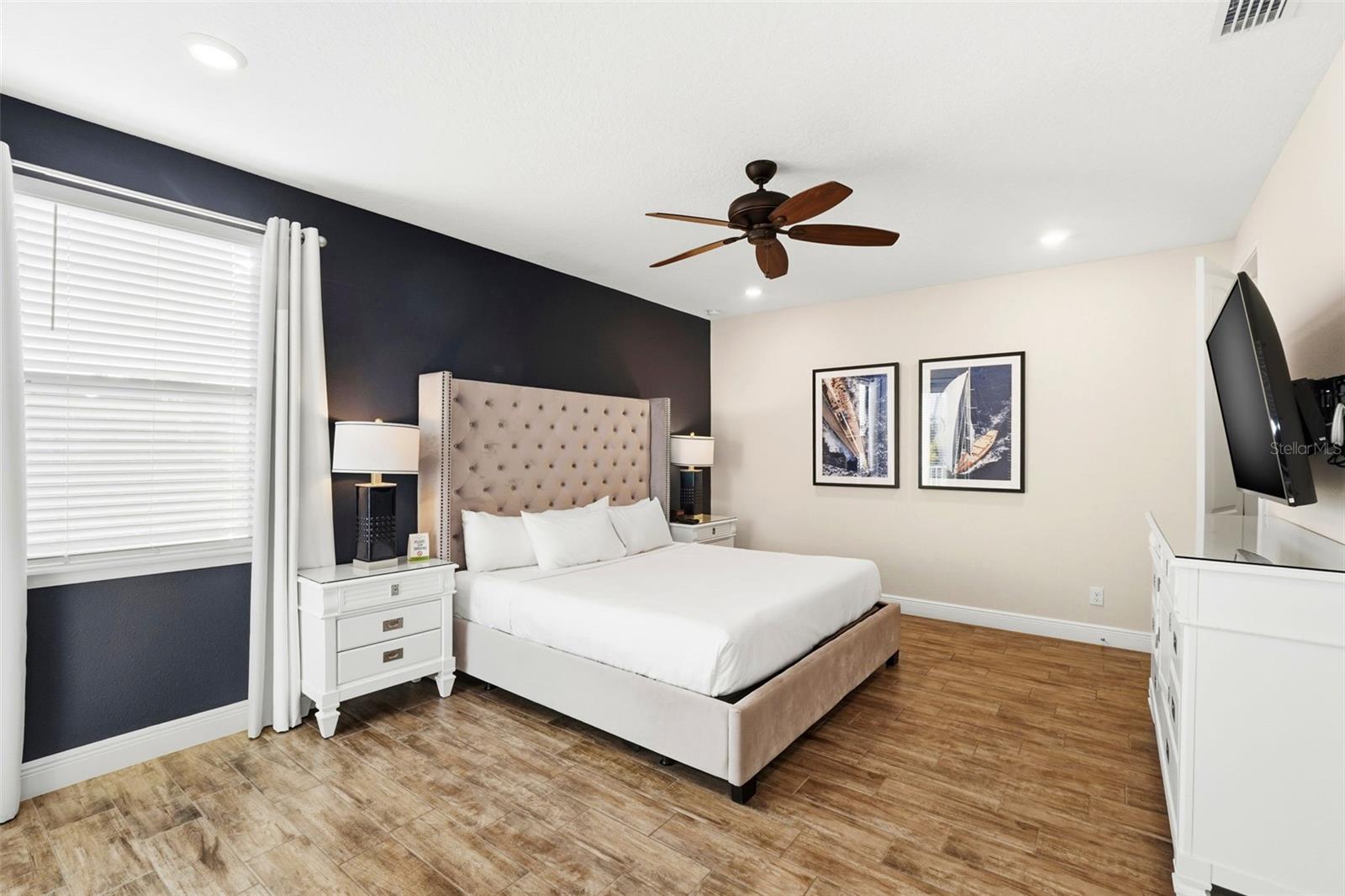 Image 15 of 40 For 8098 Knee Deep Road