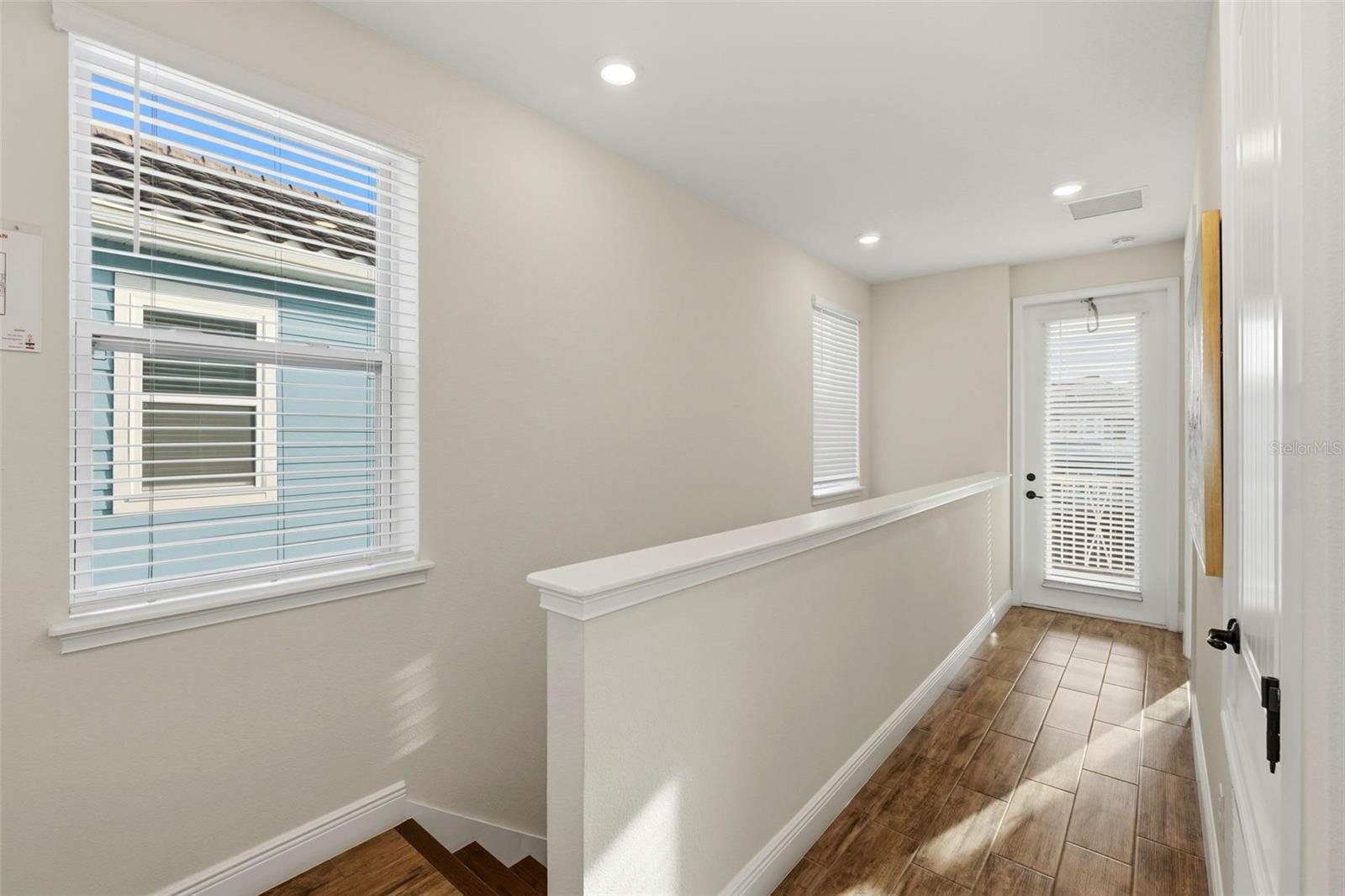 Image 26 of 40 For 8098 Knee Deep Road