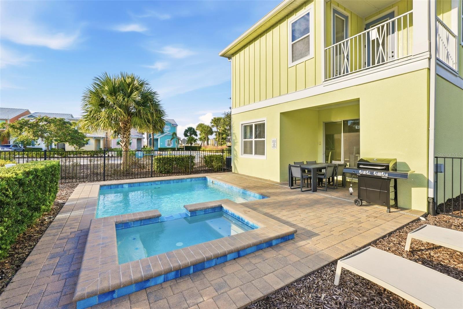 Image 37 of 40 For 8098 Knee Deep Road