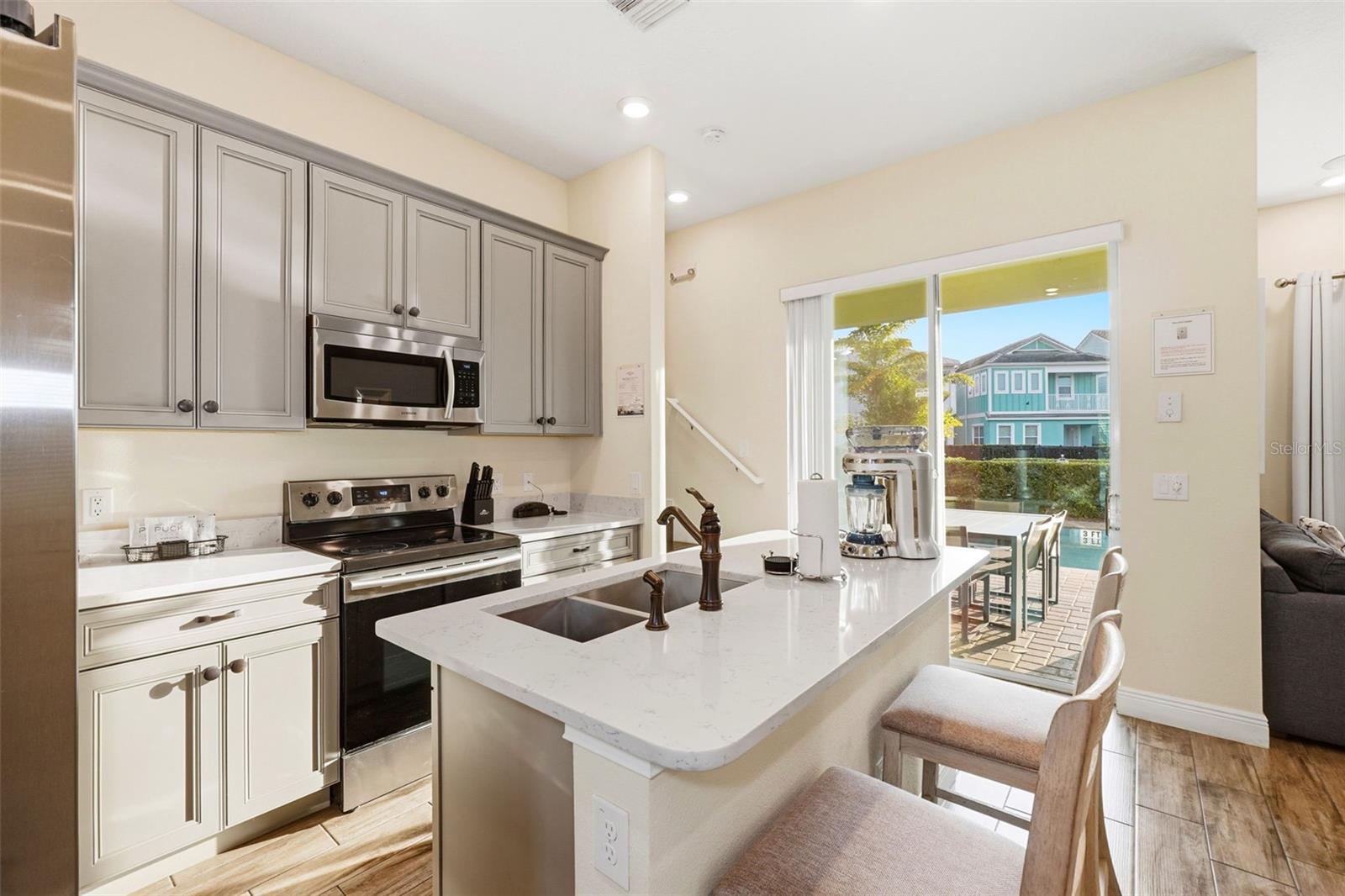 Image 6 of 40 For 8098 Knee Deep Road