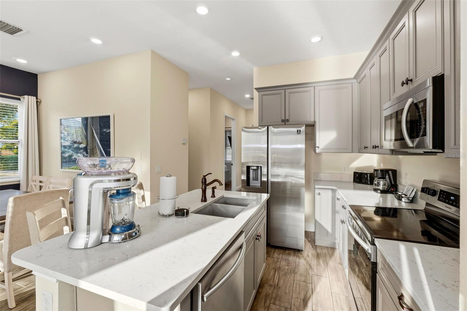 Image 9 of 40 For 8098 Knee Deep Road