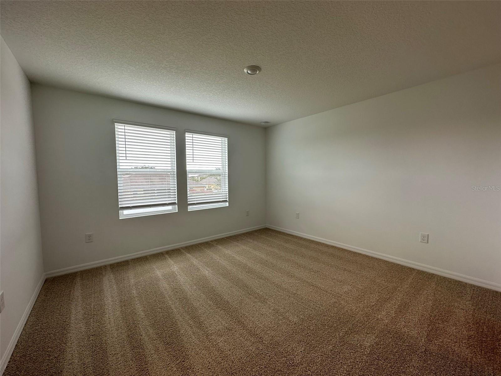 Image 11 of 21 For 4441 Arlington Ave