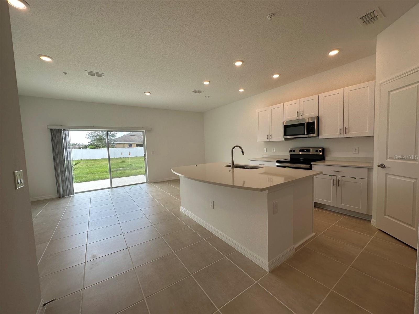 Image 2 of 21 For 4441 Arlington Ave