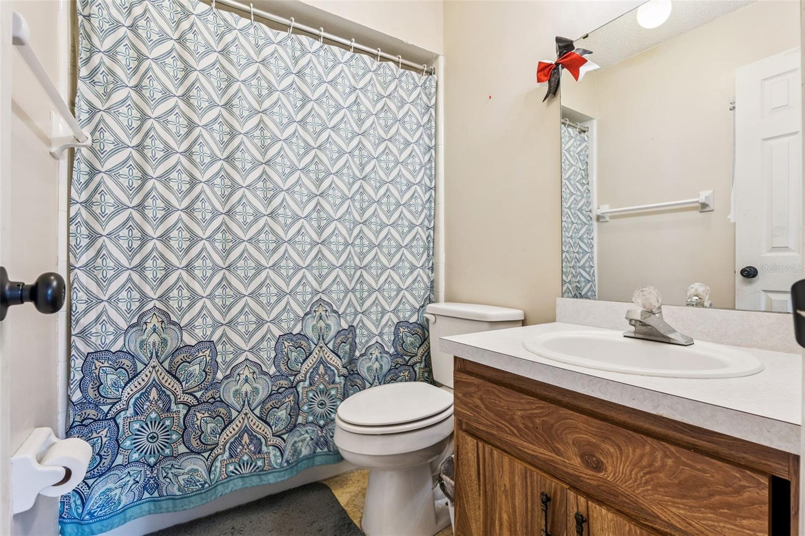 Image 16 of 49 For 1167 Ohio Street