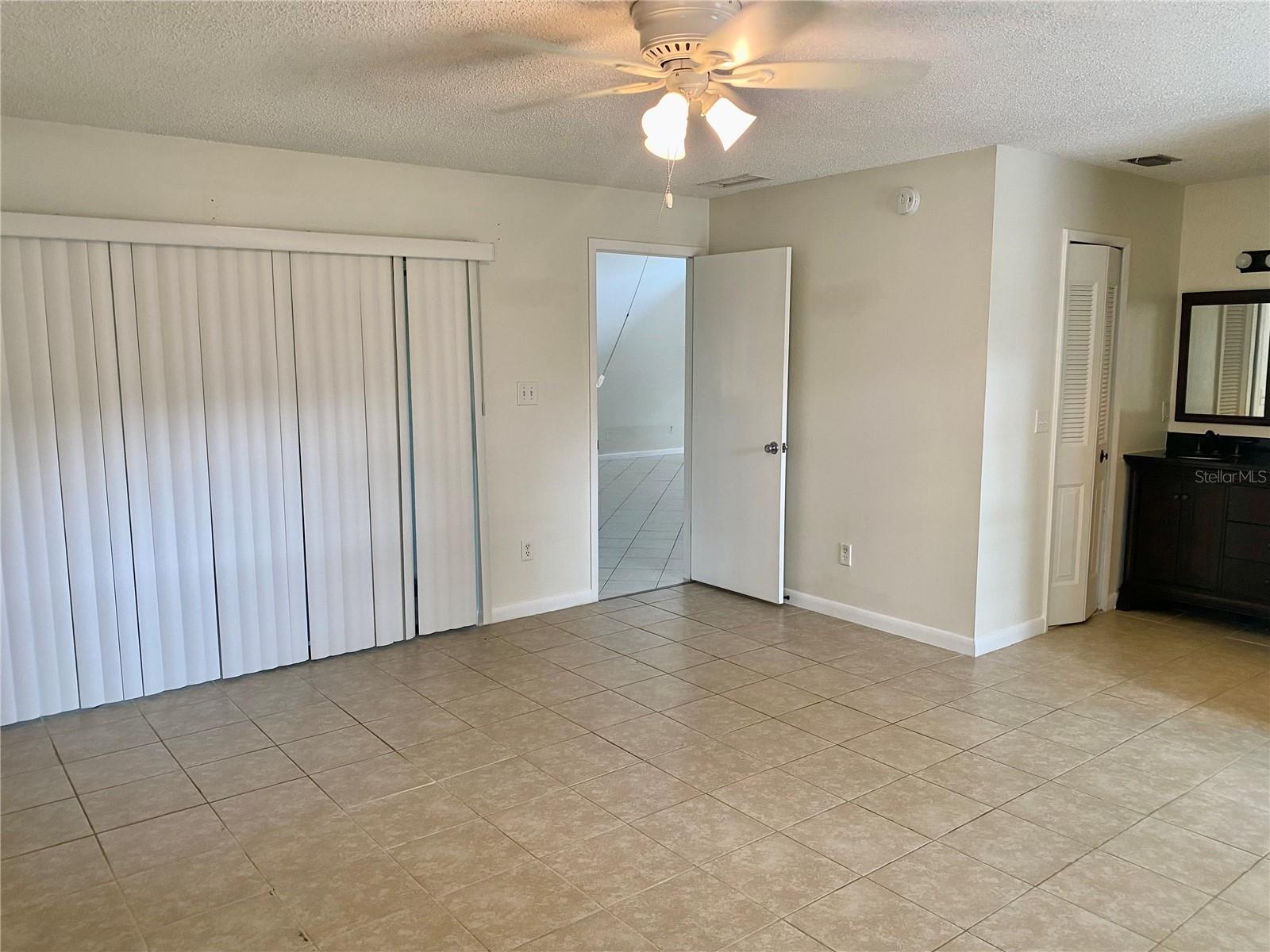 Image 10 of 25 For 1110 Woodbine Street