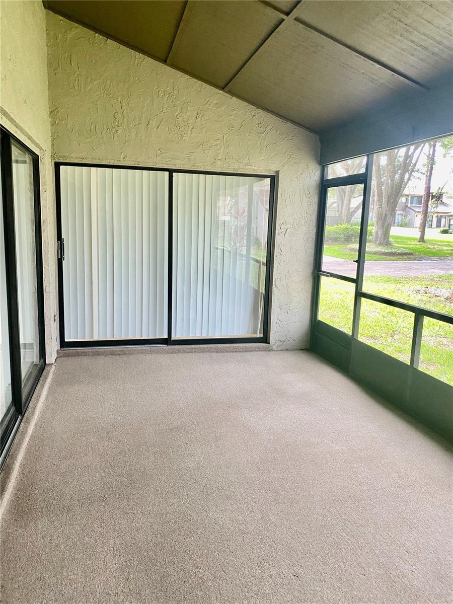 Image 17 of 25 For 1110 Woodbine Street