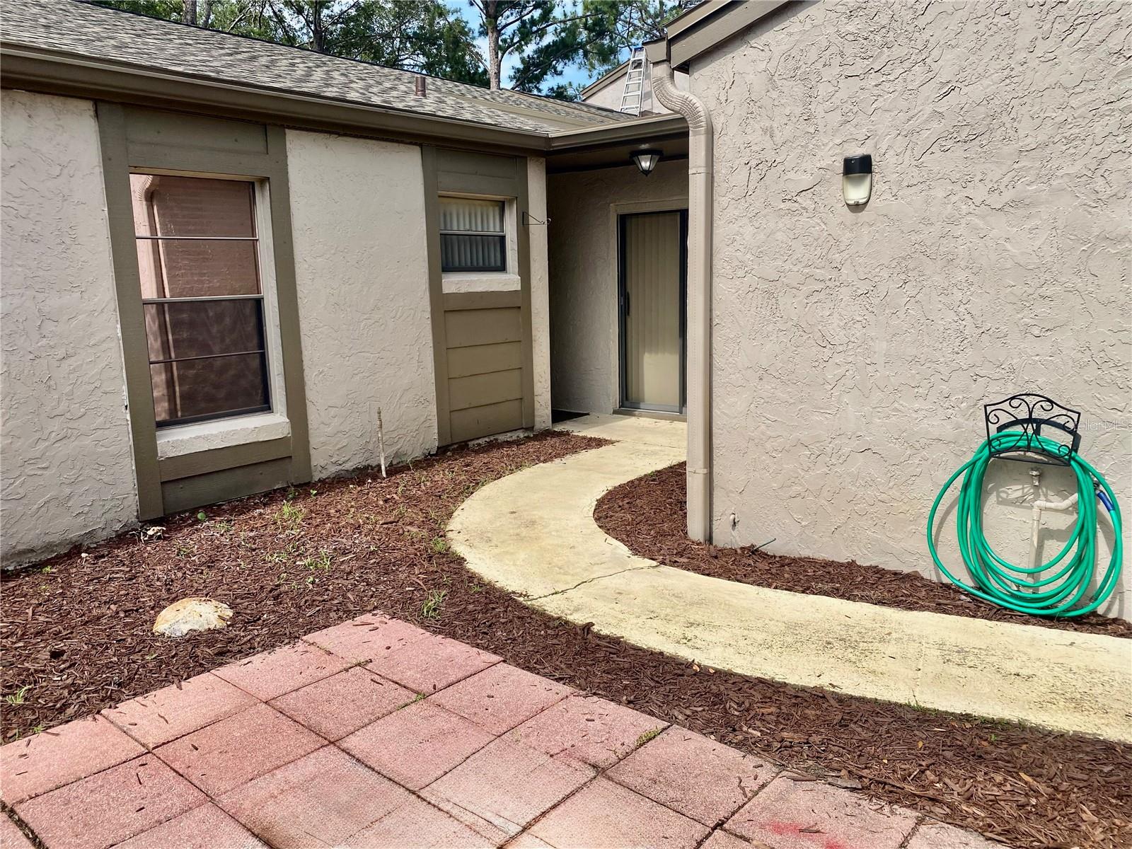 Image 2 of 25 For 1110 Woodbine Street