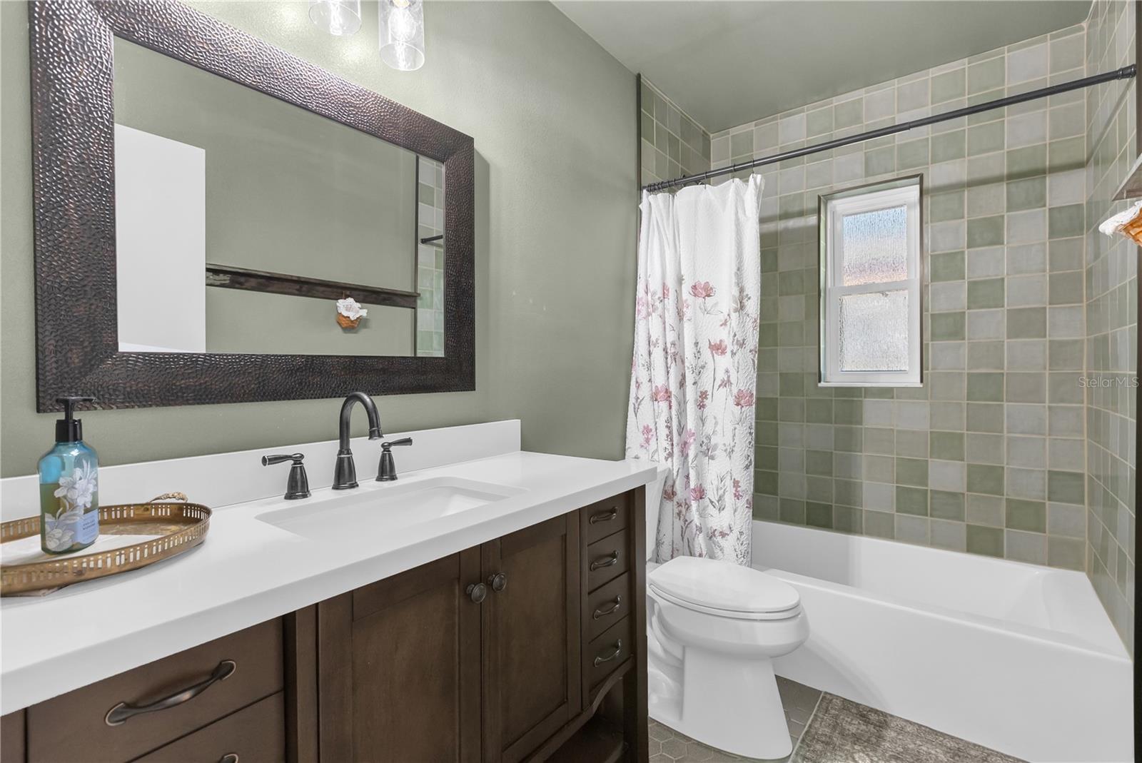 Image 18 of 29 For 2369 Ellen Lane