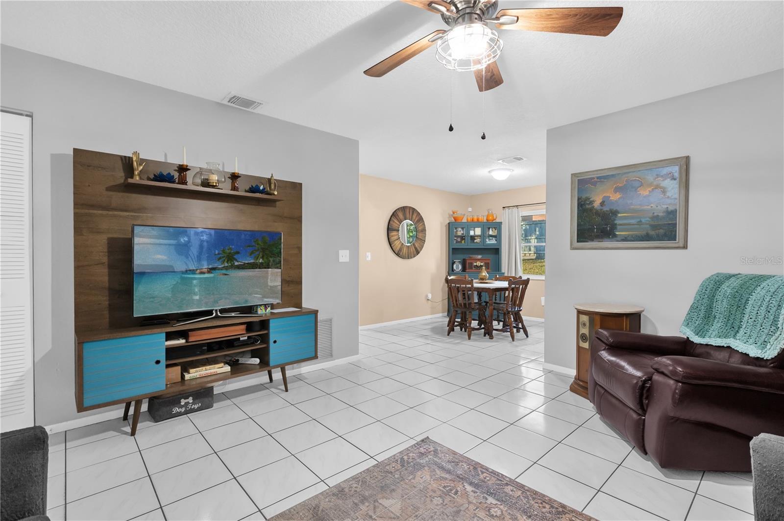 Image 4 of 29 For 2369 Ellen Lane