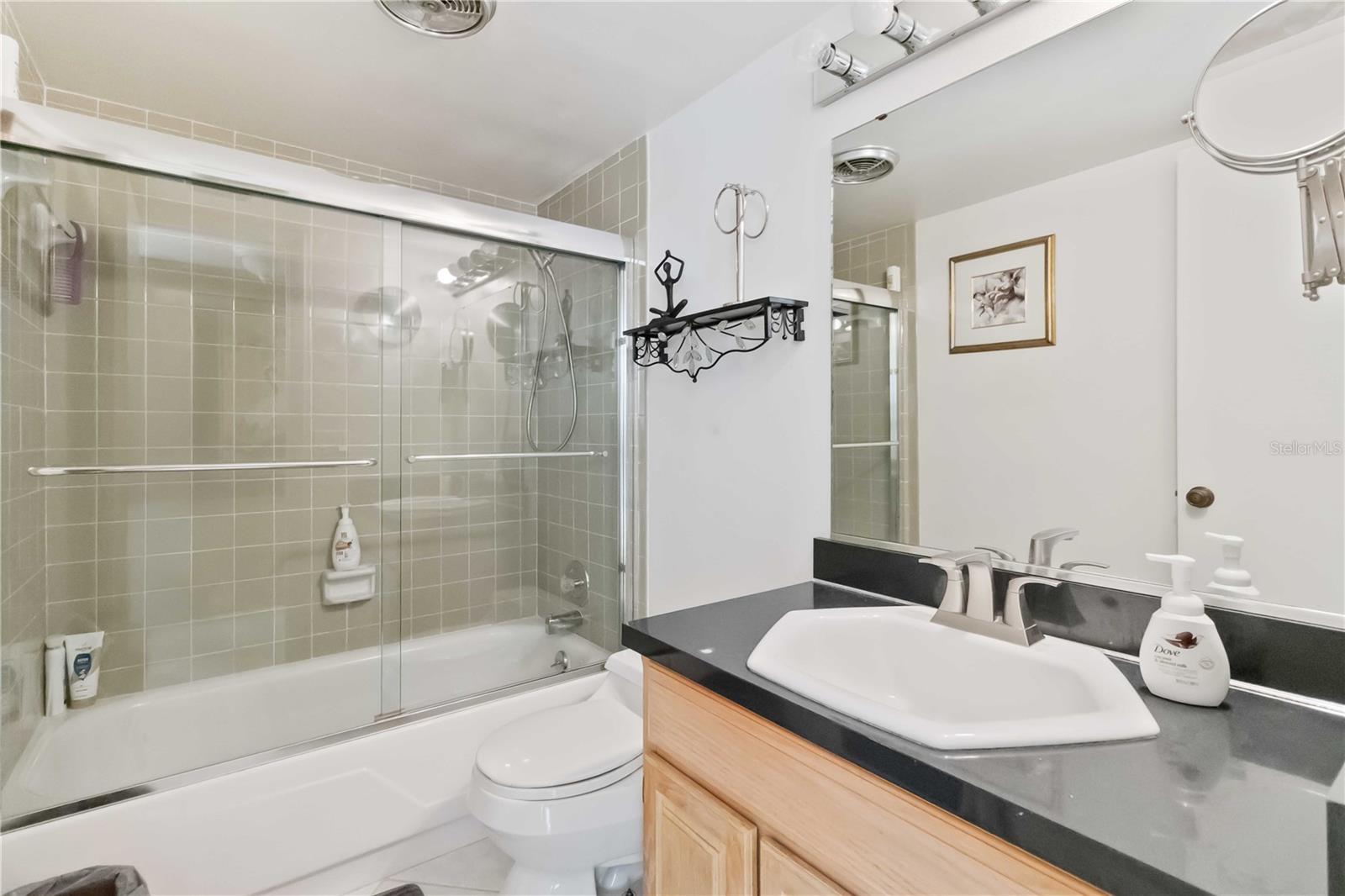 Image 21 of 29 For 200 Maitland Avenue 159