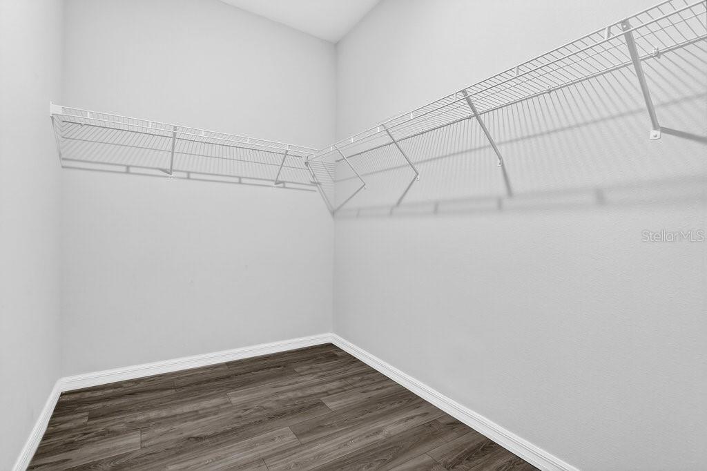 Image 18 of 35 For 3476 Forster Avenue