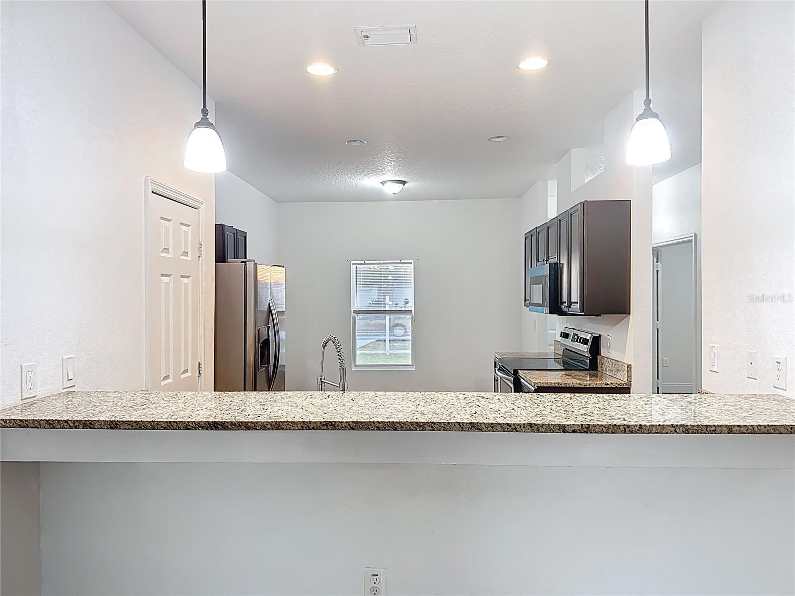 Image 16 of 46 For 2477 Albury Avenue