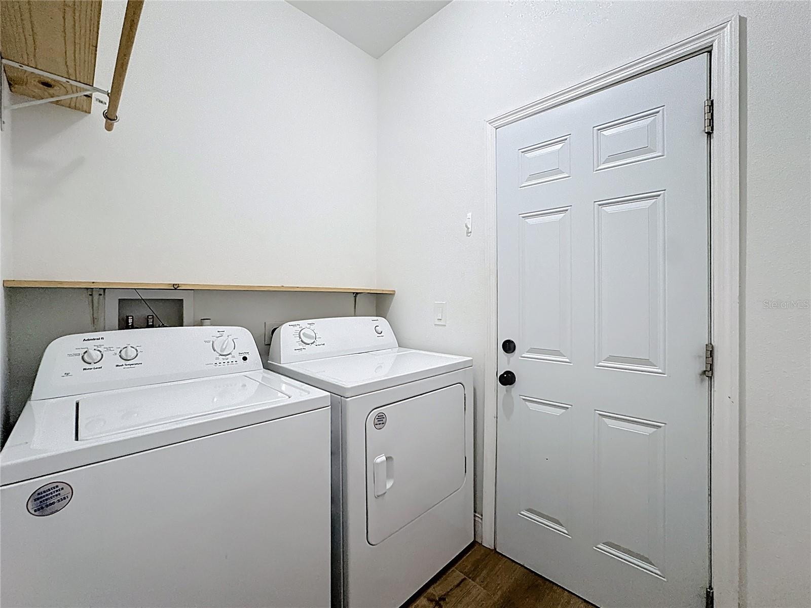 Image 37 of 46 For 2477 Albury Avenue