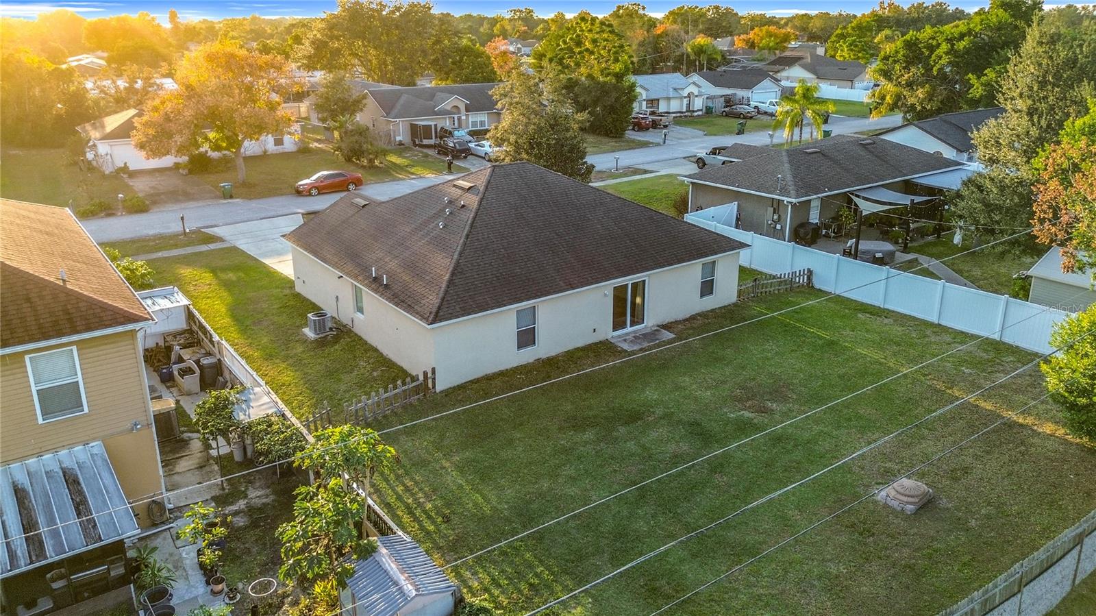 Image 44 of 46 For 2477 Albury Avenue