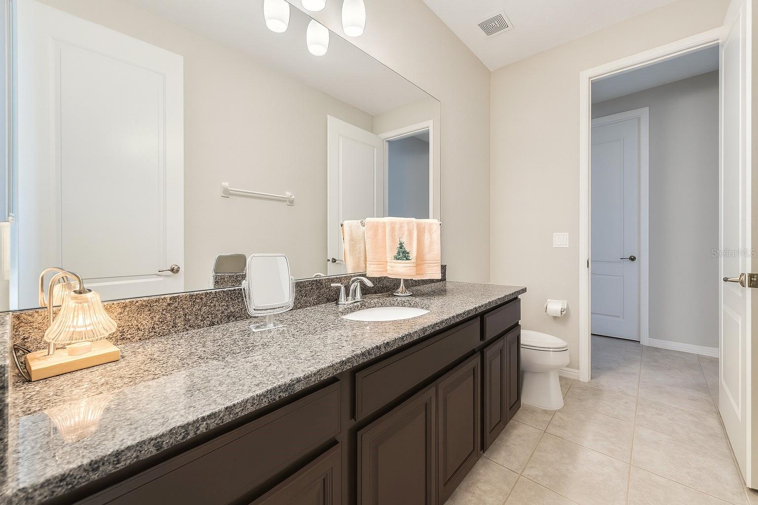 Image 15 of 24 For 15107 Kirsty Alley